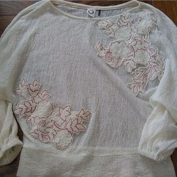 Anthrpologie Akemi+kin poets lace floral top - Picture 2 of 5